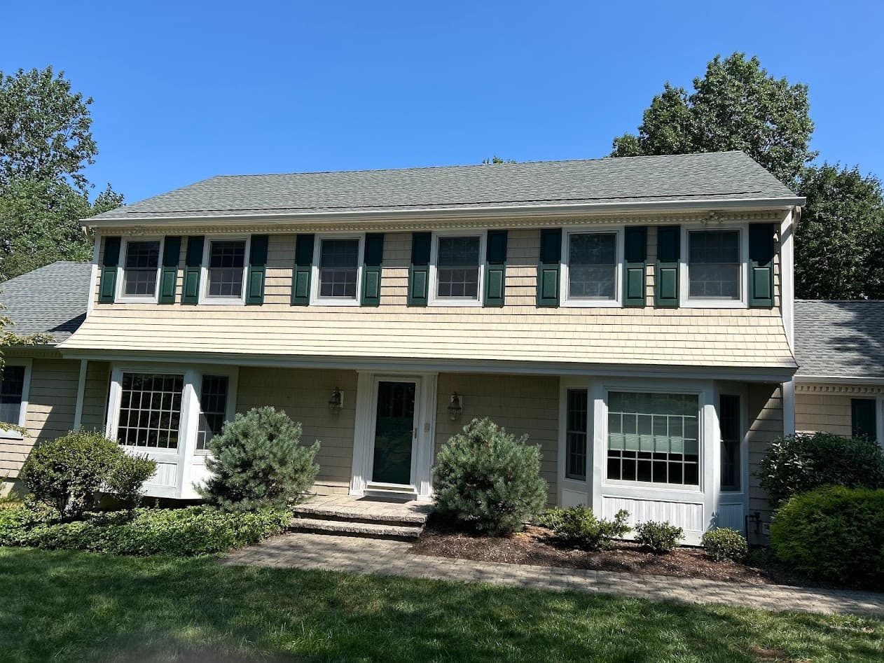 Holmdel siding replacement project